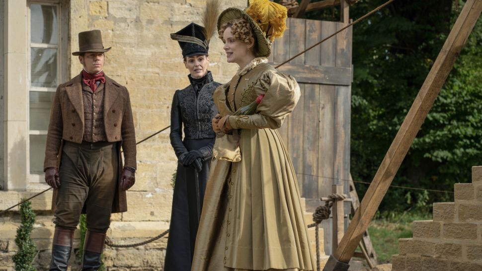 Samuel Washington (Joe Armstrong), Anne Lister {Suranne Jones), Ann Walker (Sophie Rundle) Image: BBC/Lookout Point/HBO