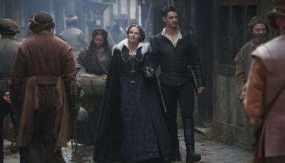 Teresa Palmer as Diana Bishop, Matthew Goode as Matthew Clairmont in A Discovery of Witches