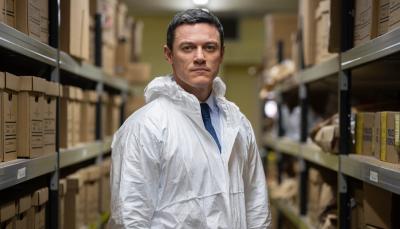 Luke Evans in "The Pembrokeshire Murders" (Photo: Britbox)