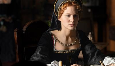Alicia Von Rittberg in "Becoming Elizabeth" (Photo: Starz)
