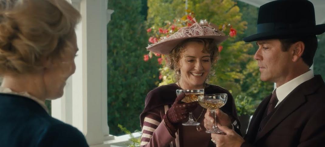 Helene Joy and Yannick Bisson toast the 300th episode of 'Murdoch Mysteries'
